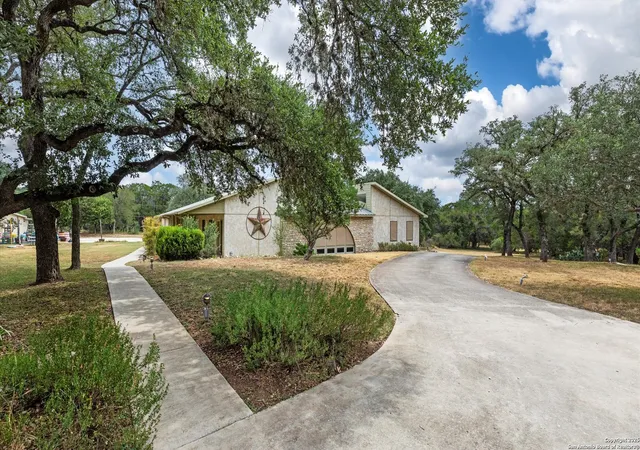 Photo 2 of Single family home for sale at 7930 Garden North, San Antonio, TX 78266 | MLS# 1895008 | Listing updated on 2026-02-17