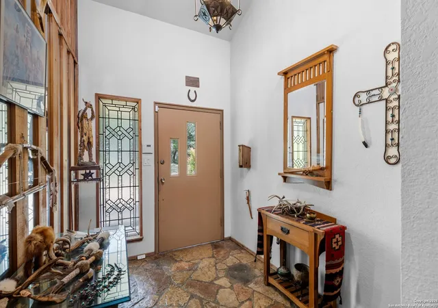 Photo 3 of Single family home for sale at 7930 Garden North, San Antonio, TX 78266 | MLS# 1895008 | Listing updated on 2026-02-17