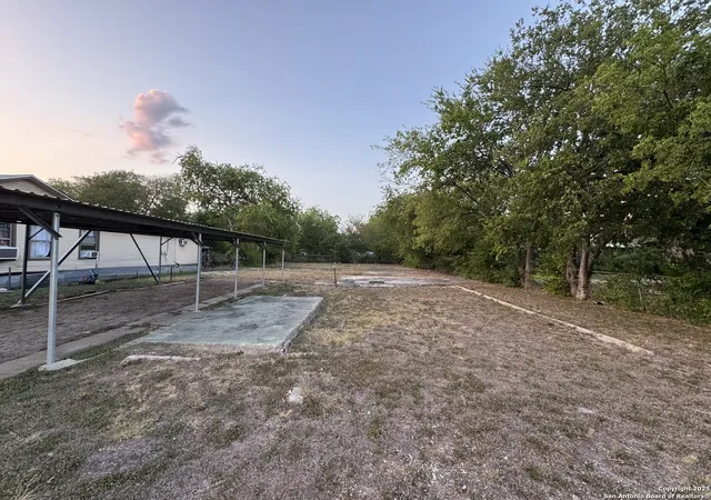 Land for sale at 415 Westfall, San Antonio, TX 78210 | MLS# 1895009
