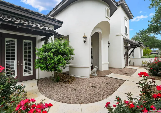 Photo 4 of Single family home for sale at 8628 Delta Dawn, Boerne, TX 78015 | MLS# 1895015 | Listing updated on 2025-09-23