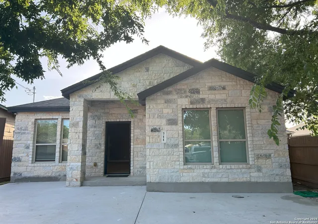 Photo 1 of Single family home for sale at 711 Erline, San Antonio, TX 78237 | MLS# 1895016 | Listing updated on 2025-09-16