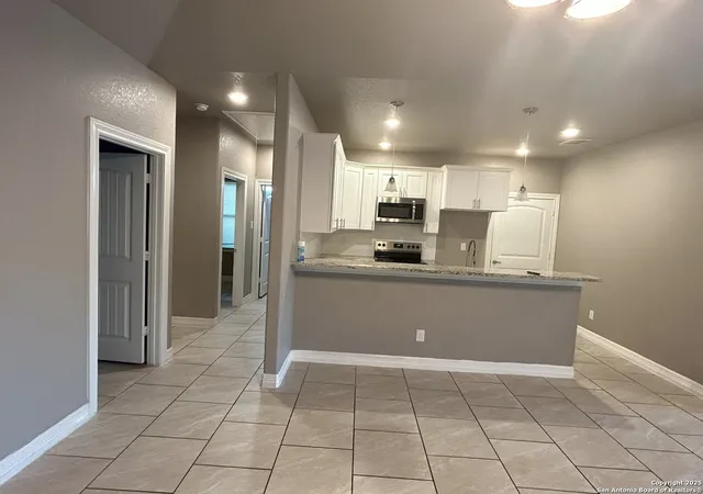 Photo 3 of Single family home for sale at 711 Erline, San Antonio, TX 78237 | MLS# 1895016 | Listing updated on 2025-09-16