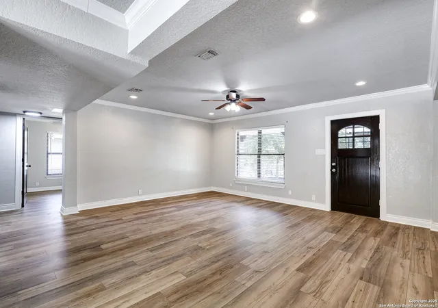 Photo 3 of Sale Pending at 559 Artemis, San Antonio, TX 78218 | MLS# 1895057 | Listing updated on 2025-12-01