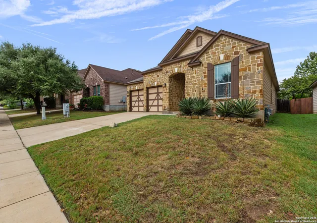 Photo 3 of Sale Pending at 132 Cold River, Boerne, TX 78006 | MLS# 1895064 | Listing updated on 2025-09-27