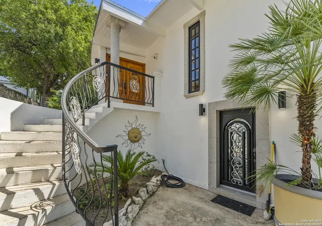 Photo 2 of Single family home for sale at 219 Highview, San Antonio, TX 78228 | MLS# 1895097 | Listing updated on 2025-12-05
