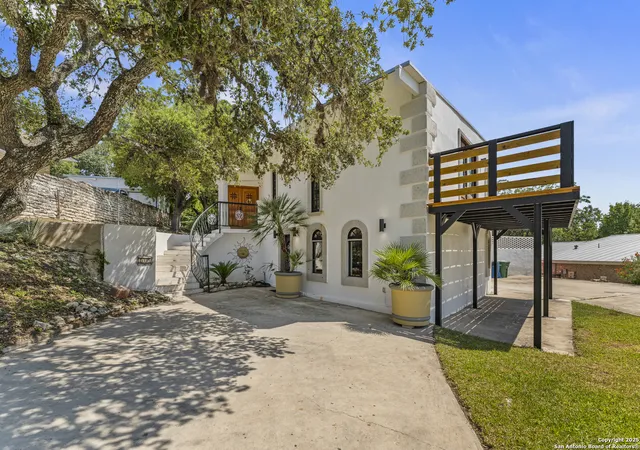 Photo 3 of Single family home for sale at 219 Highview, San Antonio, TX 78228 | MLS# 1895097 | Listing updated on 2025-12-05