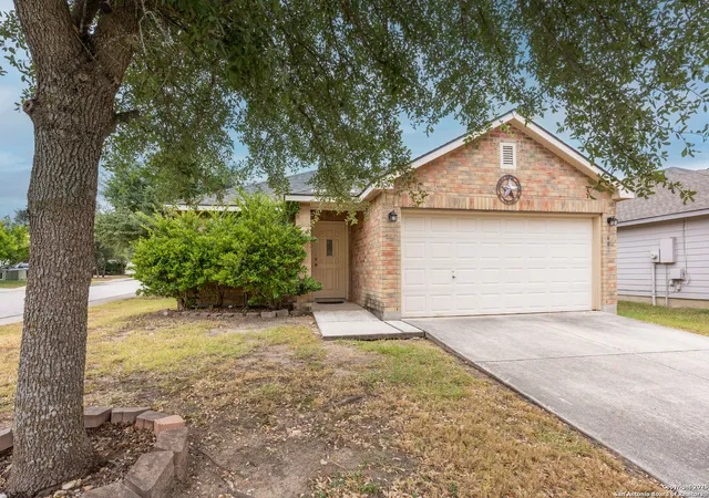 Photo 1 of Sale Pending at 7602 Lost Crk Gap, Boerne, TX 78015 | MLS# 1895099 | Listing updated on 2025-11-13