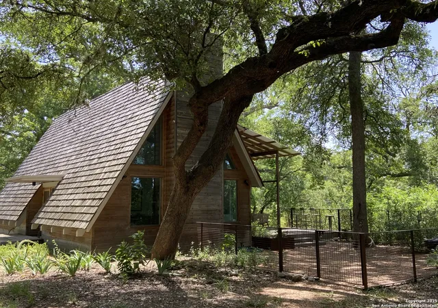 5th image of 412 Lebouf Rd, Utopia, TX 78884 | MLS# 1895107