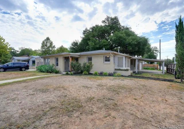 Photo 33 of Sale Pending at 266 Northill, San Antonio, TX 78201 | MLS# 1895108 | Listing updated on 2026-03-30