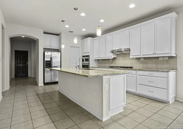 Photo 3 of Sale Pending at 535 Brittnie Brk, San Antonio, TX 78260 | MLS# 1895140 | Listing updated on 2025-09-29