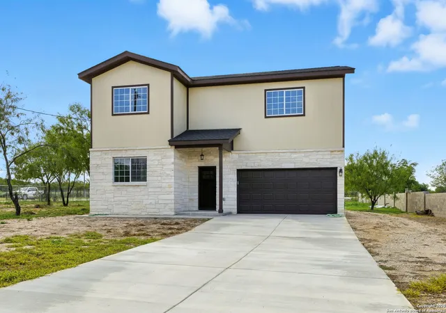 3rd image of 774 County Road 6843, Lytle, TX 78052 | MLS# 1895149