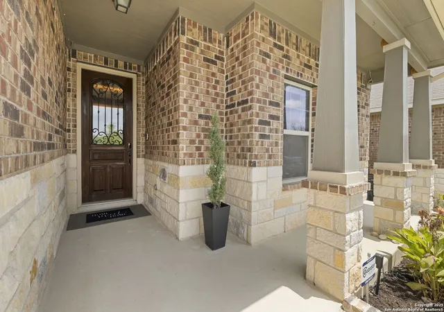 Photo 2 of Sale Pending at 16315 Amistad Pass, San Antonio, TX 78247 | MLS# 1895163 | Listing updated on 2025-10-17