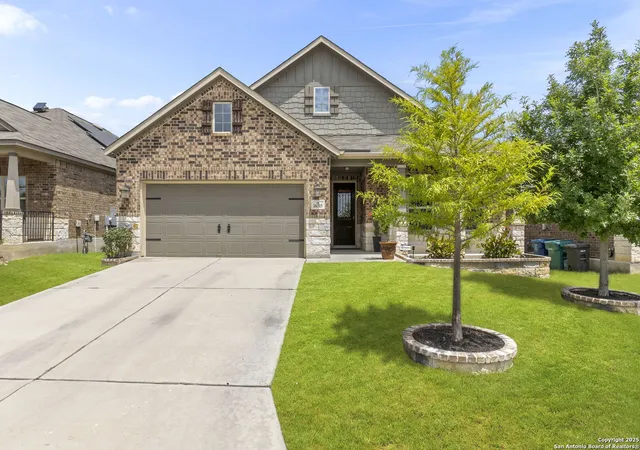 Photo 3 of Sale Pending at 16315 Amistad Pass, San Antonio, TX 78247 | MLS# 1895163 | Listing updated on 2025-10-17