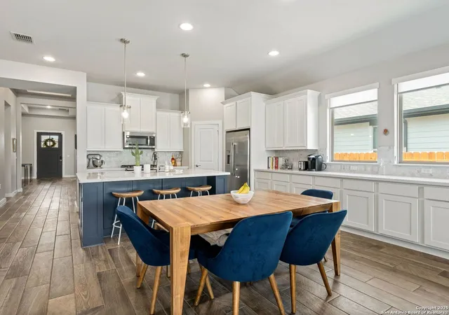 Photo 4 of Sale Pending at 8104 Silhouette, Austin, TX 78744 | MLS# 1895251 | Listing updated on 2025-11-10