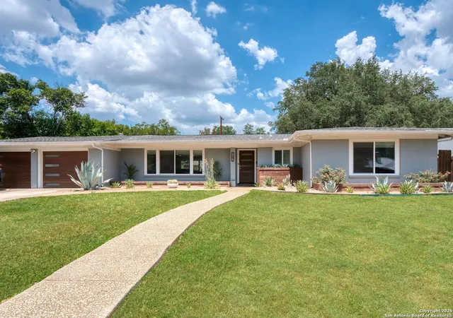1st image of 215 Tophill Rd, San Antonio, TX 78209 | MLS# 1895252