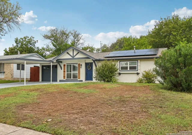 Photo 3 of Sale Pending at 4023 Goshen Pass, San Antonio, TX 78230 | MLS# 1895301 | Listing updated on 2026-04-26