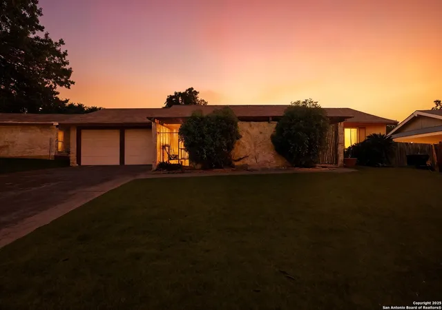 Photo 1 of Single family home for sale at 7717 Dry Canyon Trl, Live Oak, TX 78233 | MLS# 1895439 | Listing updated on 2025-10-16