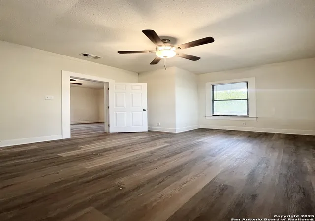 17th image of 4611 S Hackberry, San Antonio, TX 78223 | MLS# 1895476