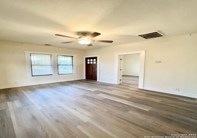 2nd image of 4611 S Hackberry, San Antonio, TX 78223 | MLS# 1895476