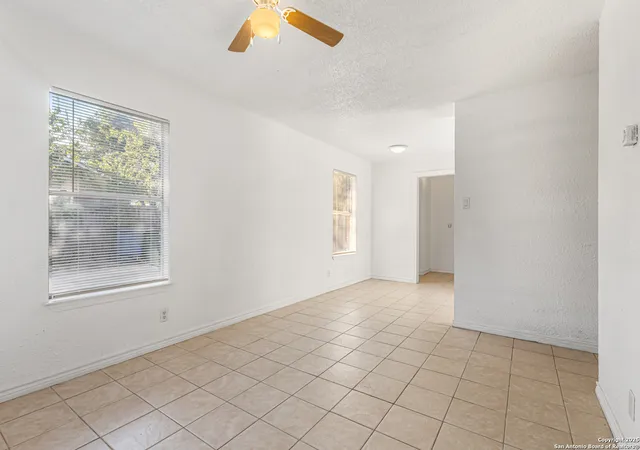 Photo 4 of Sale Pending at 315 Jean St, San Antonio, TX 78207 | MLS# 1895487 | Listing updated on 2025-12-10
