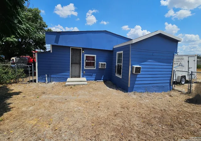 Photo 2 of Single family home for sale at 3513 Commercial Ave, San Antonio, TX 78221 | MLS# 1895567 | Listing updated on 2026-08-07