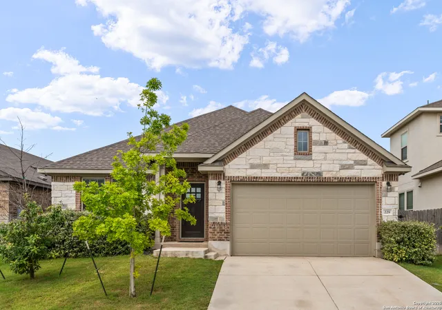 Photo 2 of Single family home for sale at 229 Blue Oak Blvd, San Marcos, TX 78666 | MLS# 1895651 | Listing updated on 2026-04-20