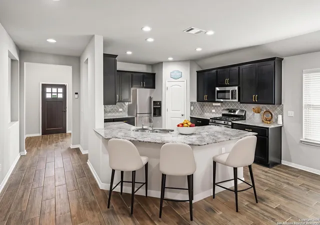 Photo 3 of Single family home for sale at 229 Blue Oak Blvd, San Marcos, TX 78666 | MLS# 1895651 | Listing updated on 2026-04-20