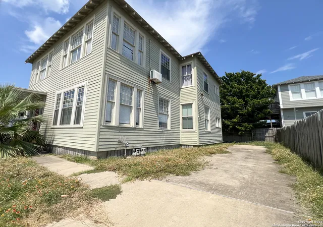 2nd image of 1514 15th, Galveston, TX 77550 | MLS# 1895696