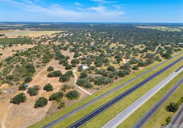 4th image of 16247 Ih 35, Moore, TX 78057 | MLS# 1895697