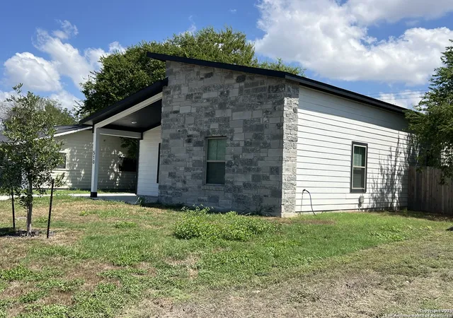 Photo 3 of Single family home for sale at 510 Carol Crest, San Antonio, TX 78220 | MLS# 1895717 | Listing updated on 2025-10-09