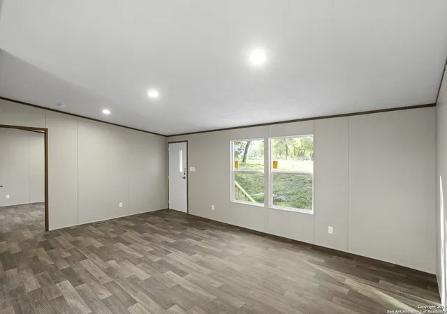 Photo 4 of Manufactured home for sale at 234 Flores Oaks, Floresville, TX 78114 | MLS# 1895732 | Listing updated on 2025-10-11