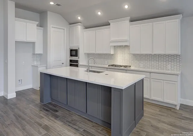 Photo 1 of Sale Pending at 1359 Azul Way, San Antonio, TX 78224 | MLS# 1895769 | Listing updated on 2026-01-05