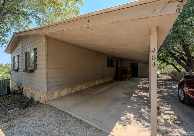 Photo 2 of Sale Pending at 484 Glenn, Canyon Lake, TX 78133 | MLS# 1895808 | Listing updated on 2025-10-05