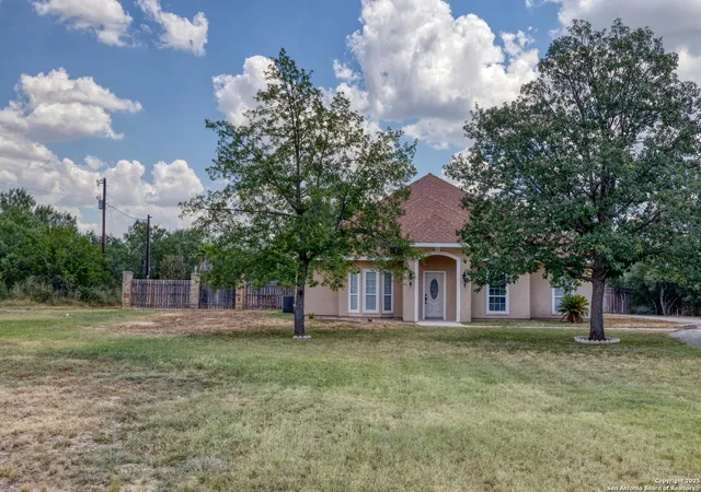 Photo 1 of Single family home for sale at 328 Fair Oaks, Uvalde, TX 78801 | MLS# 1895874 | Listing updated on 2026-03-03