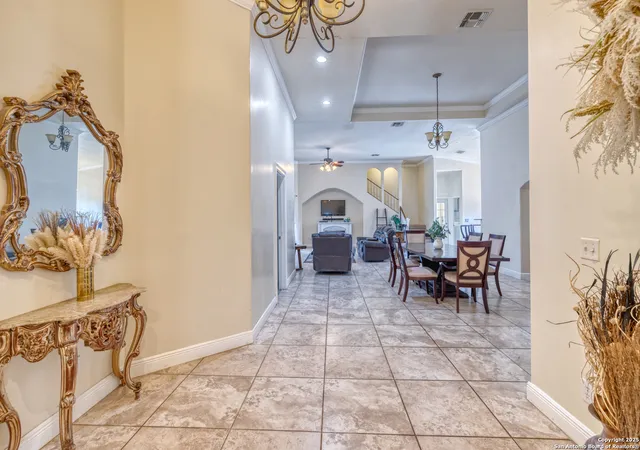 Photo 4 of Single family home for sale at 328 Fair Oaks, Uvalde, TX 78801 | MLS# 1895874 | Listing updated on 2026-03-03