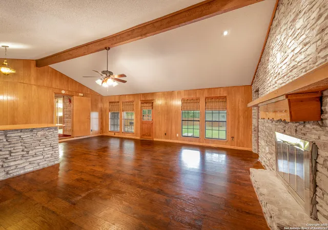 Photo 4 of Single family home for sale at 202 Canyon Wren Dr, Buda, TX 78610 | MLS# 1895879 | Listing updated on 2026-02-16