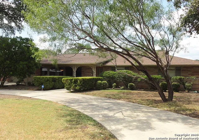 Photo 1 of Sale Pending at 309 Tamworth, San Antonio, TX 78213 | MLS# 1895893 | Listing updated on 2025-09-13