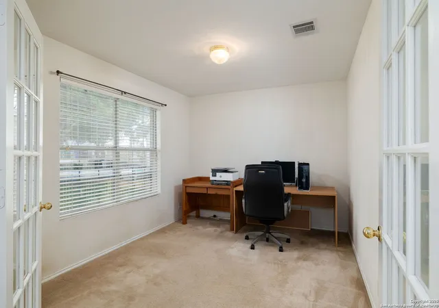 Photo 4 of Single family home for sale at 5918 Rolling Trail, San Antonio, TX 78250 | MLS# 1895901 | Listing updated on 2025-09-18