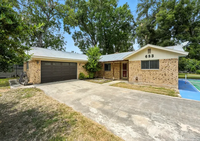 1st image of 683 Albert, New Braunfels, TX 78130 | MLS# 1895914