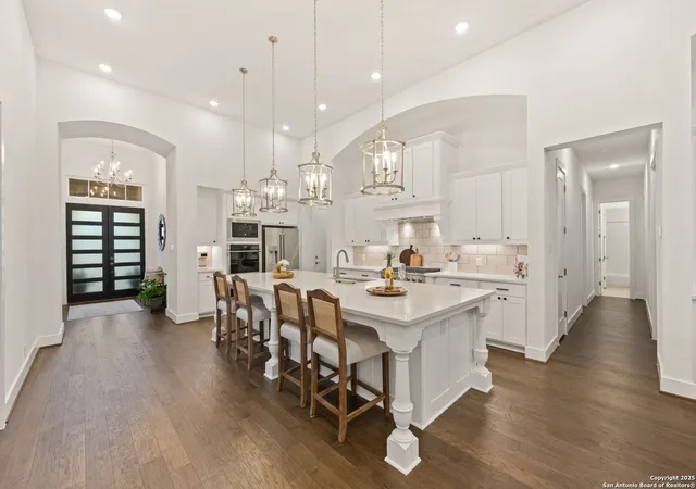 Photo 4 of Sale Pending at 8615 Shady Gate, Boerne, TX 78015 | MLS# 1895916 | Listing updated on 2025-09-24
