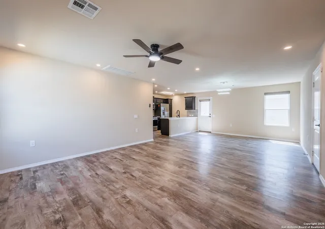 Photo 3 of Single family home for sale at 6958 Cozy Run, San Antonio, TX 78218 | MLS# 1895949 | Listing updated on 2026-05-07