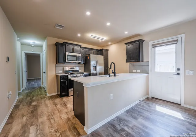 Photo 3 of Single family home for sale at 6958 Cozy Run, San Antonio, TX 78218 | MLS# 1895949 | Listing updated on 2026-05-07