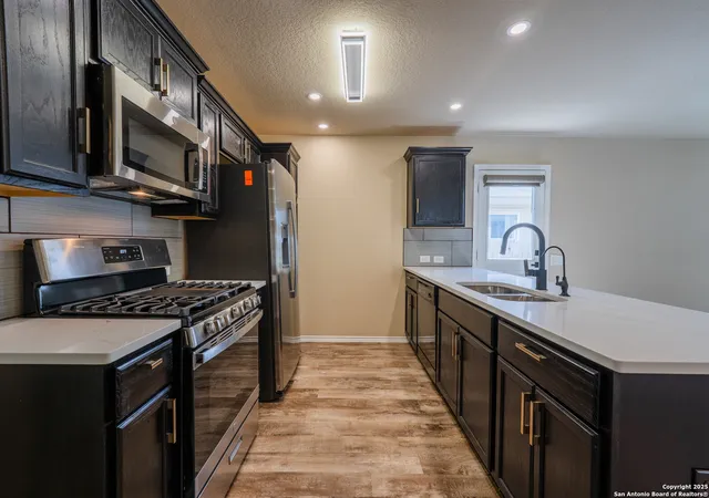 Photo 4 of Single family home for sale at 6958 Cozy Run, San Antonio, TX 78218 | MLS# 1895949 | Listing updated on 2026-05-07