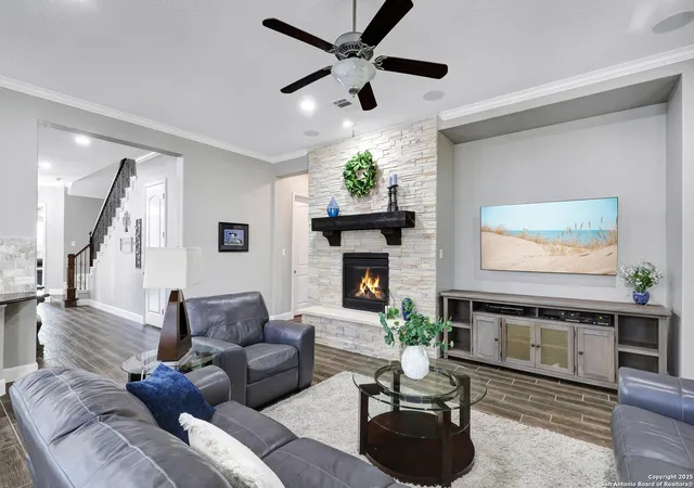 Photo 3 of Sale Pending at 3939 Monteverde Way, San Antonio, TX 78261 | MLS# 1896017 | Listing updated on 2025-12-09
