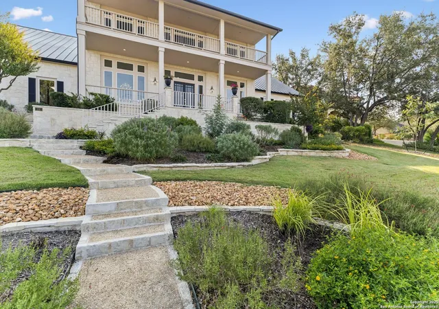 Photo 3 of Sale Pending at 16 Highgate Dr, San Antonio, TX 78257 | MLS# 1896022 | Listing updated on 2026-05-13