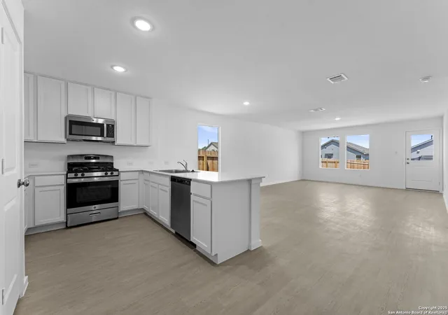 Photo 2 of Single family home for sale at 120 Autumn Trail, Poteet, TX 78065 | MLS# 1896052 | Listing updated on 2025-11-20