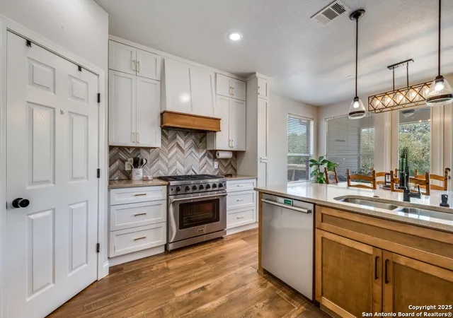 Photo 4 of Sale Pending at 14302 Auberry, Helotes, TX 78023 | MLS# 1896074 | Listing updated on 2025-09-17
