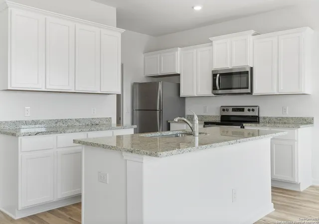 5th image of 16001 Cabana Dr, Lytle, TX 78052 | MLS# 1896117
