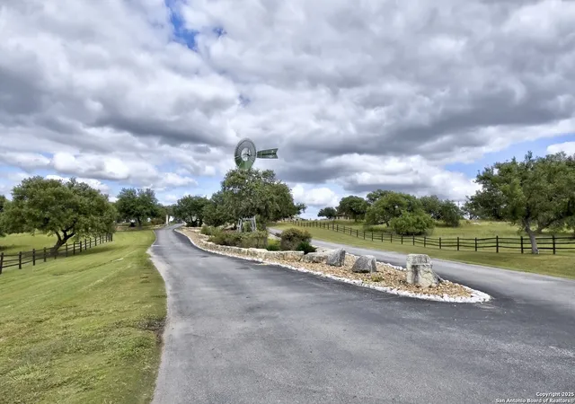 4th image of 112 Riley Wood, Blanco, TX 78606 | MLS# 1896208