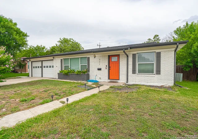 Homes for sale in San Antonio, TX | 371 Sprucewood Ln, San Antonio, TX 78216 | MLS# 1896211